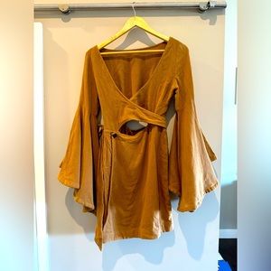 Free People XS bohemian peasant dress